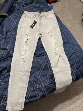 Fashion Nova Light Gray Distressed Skinny Jeans